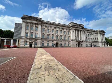 Buckingham Palace State Rooms and Windsor Castle from London 2023 - Viator