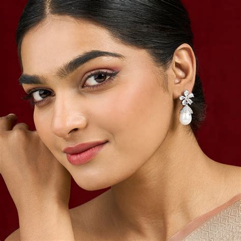 Teejh Almaz Silver and White Earring
