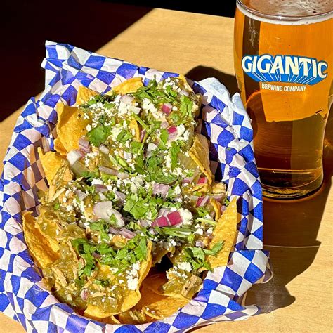 Pork Poblano Green Chili Nachos at Gigantic Brewing in Portland, OR ...