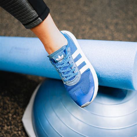 Buy Xpand No Tie Shoelaces System with Elastic Shoe Laces - Kids to ...