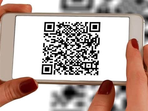Beware of QR code scam or lose money know how to identify and be safe ...
