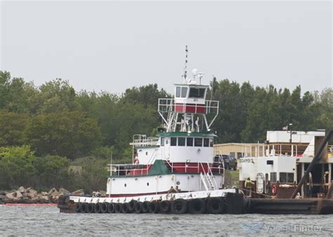 EMILY A. HEBERT, Tug - Details and current position - IMO 8968777 ...