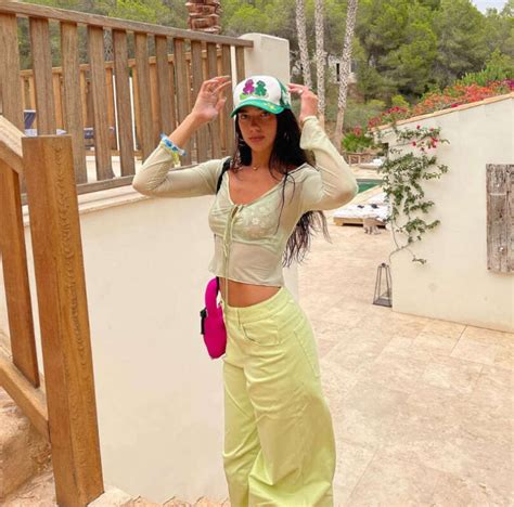 These vacation pictures of Dua Lipa will awaken your wanderlust!- The ...