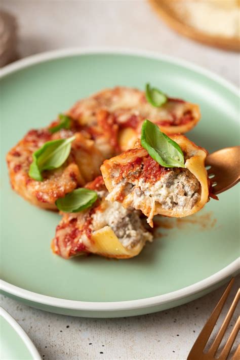 How to Make Meat Stuffed Shells 的图像结果