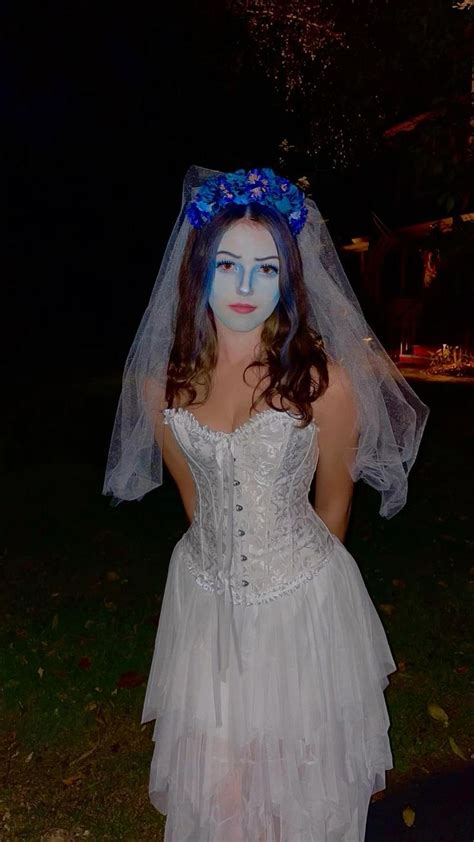 Corpse Bride Halloween Costume 的图像结果