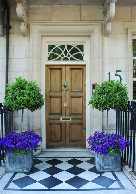 Modern Front Door Planter Ideas at Bernice Parker blog