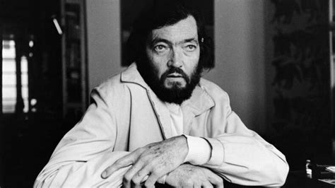 Cuál es la historia de Rayuela de Julio Cortázar - La Tercera
