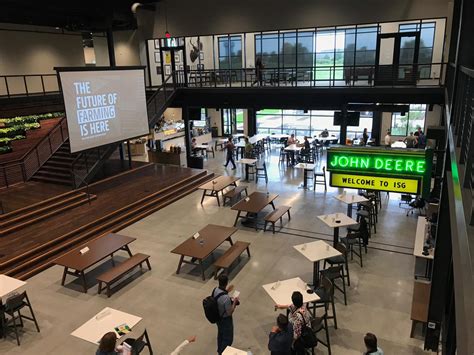 John Deere, la nuova sede di Intelligent Solutions Group | Trattori Web