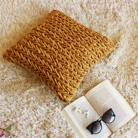 Monstera Hut: Luxuries Cushion Cover & Tray | Copper water bottle