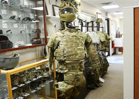 New Soldier armor weighs less, offers more options | Article | The ...