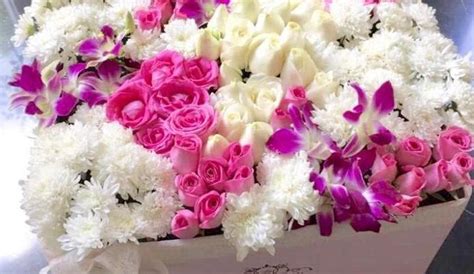 Beautiful Floral Boxes In Pune | WhatsHot Pune