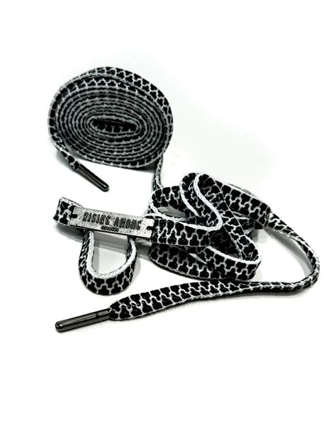 RISING AMONG | REWORKED STREETWEAR – RisingAmong