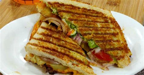 Vegetable Peri Peri Sandwich Recipe by Chef at Home by Peher - Cookpad