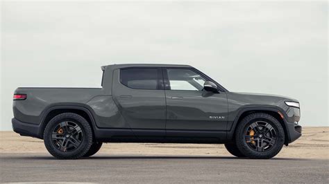 2022 Rivian R1T OTA Tracker: Every New Feature, Update for the Electric Truck