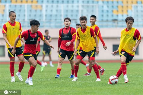 中国足球2017年搞出的“大新闻”：世预赛克韩，恒大七连冠！