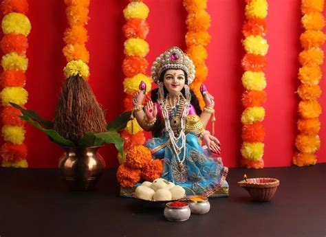 15 Lakshmi Pooja Celebration and Decoration Ideas | Lakshmi Puja ...