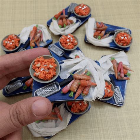 Gajjar Halwa Indian Miniature Food Magnet – small IDEA