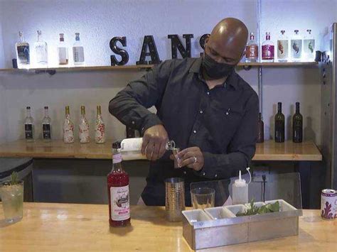 Sans Bar in Austin, Texas - No drinks needed for buzz in new wave of ...