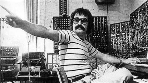 Record Giorgio Moroder 的图像结果