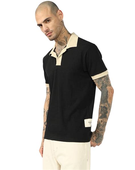 Textured Fabric Colour Block Regular Fit Polo Tshirt