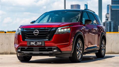 Nissan Pathfinder 2024 2024 Nissan Pathfinder Features & Specs | Ron