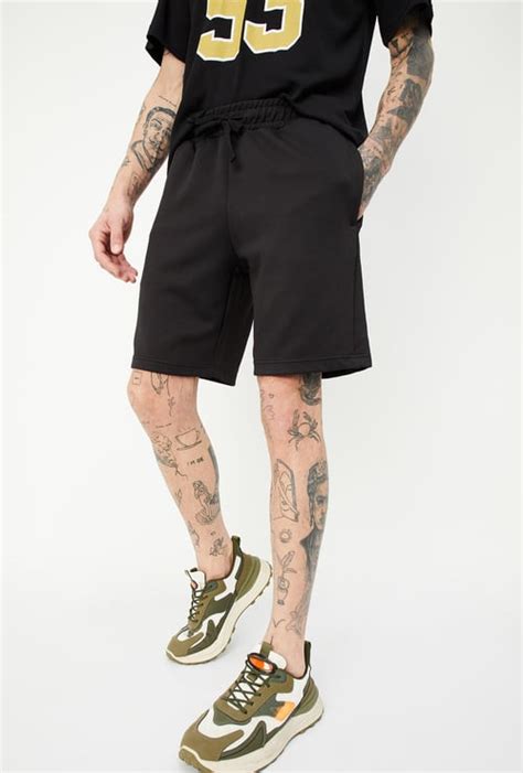 Buy Sports Shorts for Men Online In India | Max Fashion