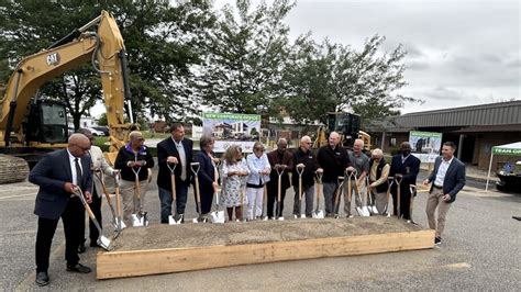 Mid-Michigan student creates closet for the needy
