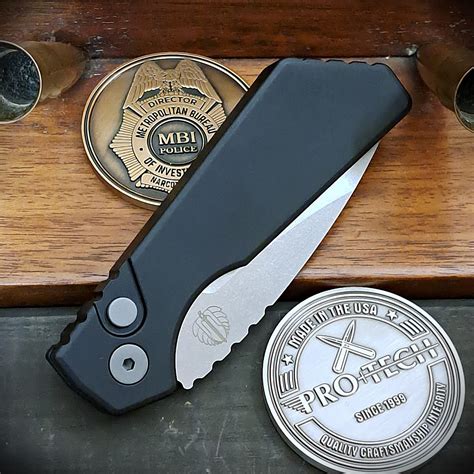 Pro-Tech Knives PT201 Strider PT+ Automatic Knife Folder Smooth Handle ...