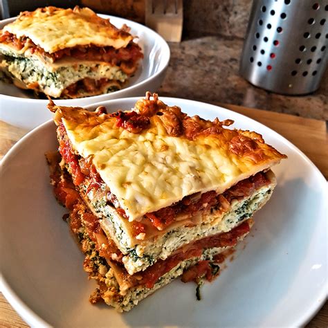 Our Most Shared Spinach Mushroom Lasagna Ever – Easy Recipes To Make at ...