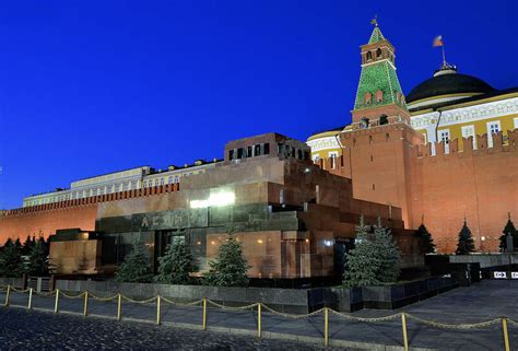 The Lenin Mausoleum – Audio guide by Издательство "ВОКРУГ СВЕТА ...