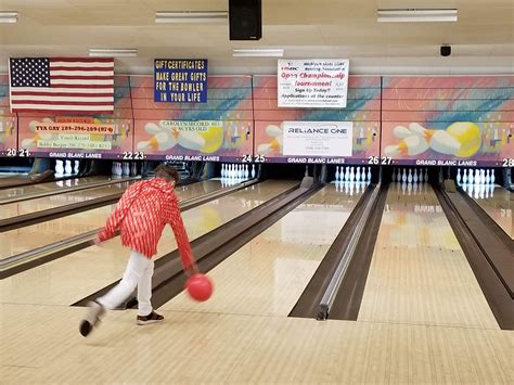 Grand Blanc Lanes - Bowling alley in Flint - Website