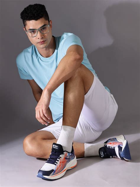 Shop Latest Shoes Collections for Men, Women & Kids Online – Walkaroo ...