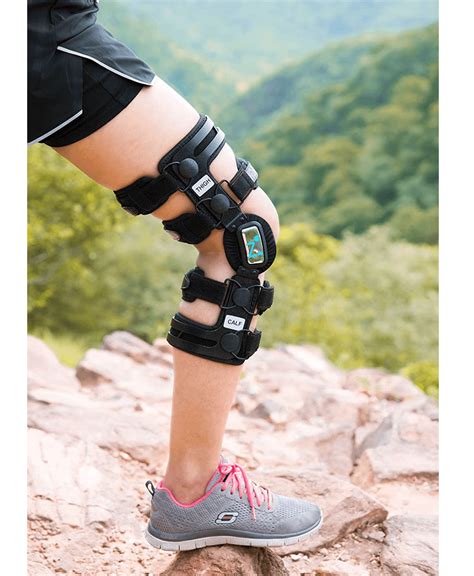 Best LCL Knee Brace in 2023 recommended by a Knee Specialist