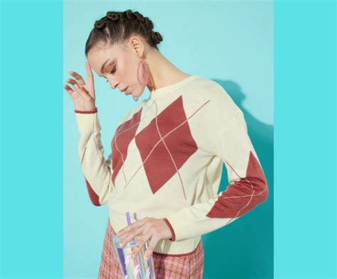 Winter Wardrobe: 5 Most-Comfortable Sweaters To Buy From Myntra Under ...