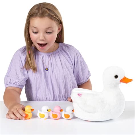 Zuru Pets Alive Mama Duck | Playsets | B&M