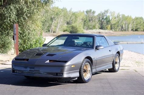 1989 Pontiac Firebird na prodej