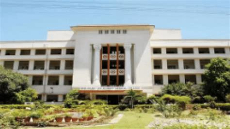 Maharashtra NEET UG BJMC Pune CAP Round 2 MBBS Cutoff 2024 | CollegeDekho