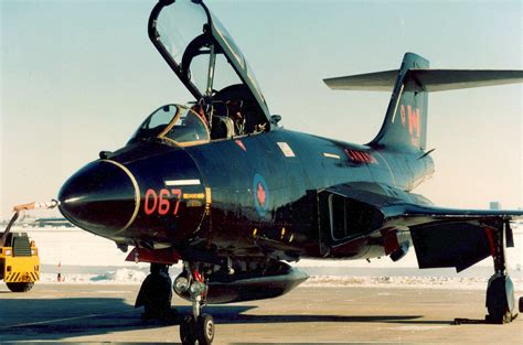 Download Jet Fighter Aircraft Military McDonnell F-101 Voodoo HD Wallpaper