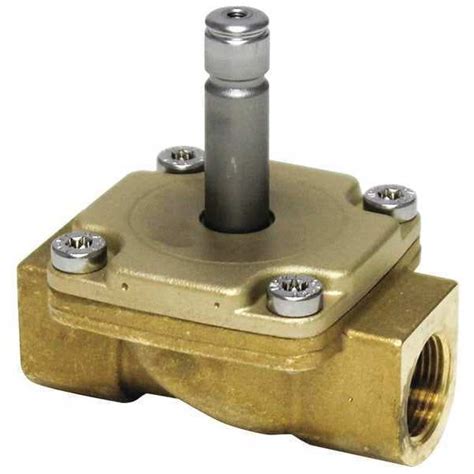 Danfoss Solenoid Valve, 3/4in Normally Closed 032U3693 | Zoro