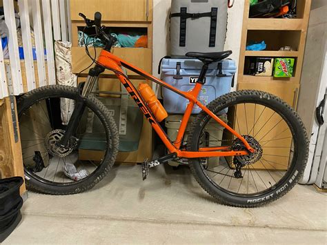 2019 Trek Roscoe 8