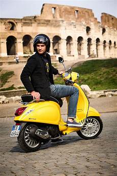 Vespa Sprint Picture by Vespa Sprint 150 3v Specs 2014 2015 Autoevolution Vespa Sprint Picture