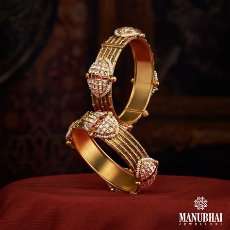 Buy Antique Bangle Online | Antique Bangle by Manubhai.