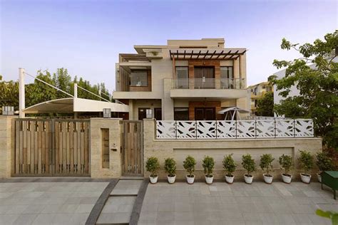 Contemporary & highly-detailed, this 8,500sqft home is an impressive ...