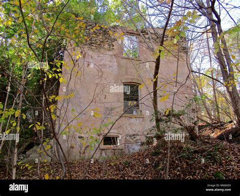 Highland, New York: Ruins of the Dr. Charles H. Roberts estate, in ...
