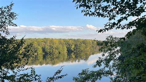 Hiking in Williamsburg VA: Adventures & Scenic Routes