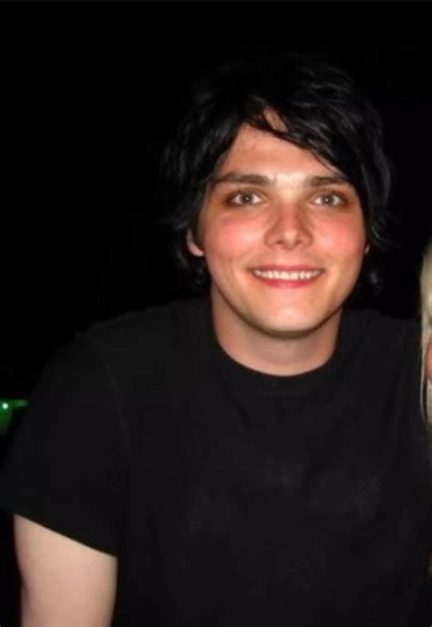 Pin by olivia 🔮 on gee! | Gerard way, My chemical romance, Gerald way
