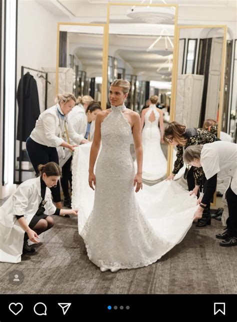 sofia richie wedding dress. so classy and gorgeous : r/LAinfluencersnark