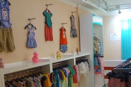 Twilo Childrens Boutique by Frenjick Quesada (Design Hirayama + Quesada ...