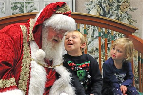 Get free photos with Santa during Winter Wonderland at the Fond du Lac ...