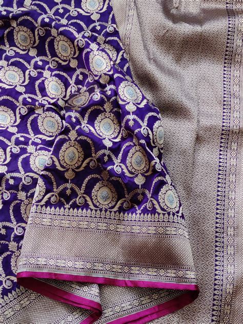 Vasthram Silks |Traditional & Contemporary sarees for today's women